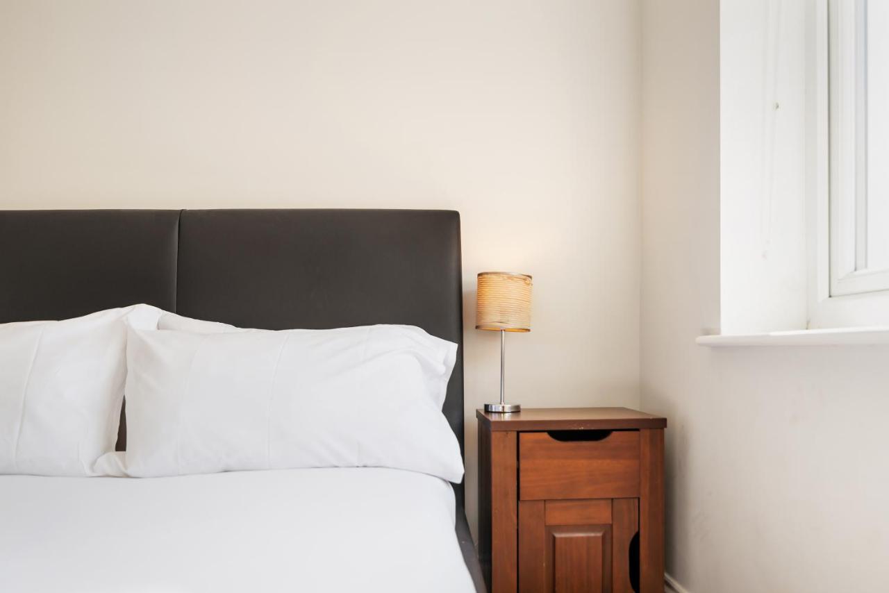 Weatherhead - Modern And Sleek Apartment Derby
